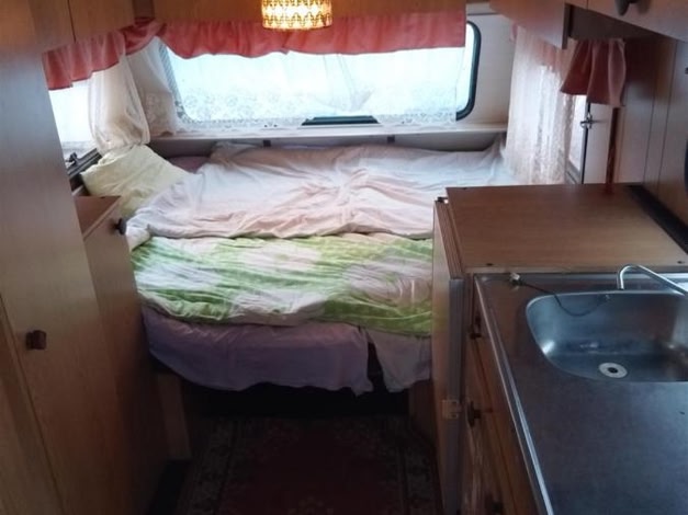White Caravan Backpackers Hostel