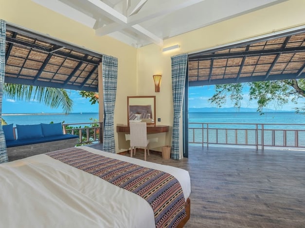 Absolute Beachfront Resort