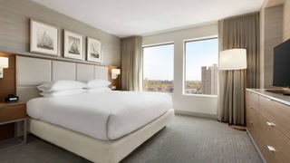 DoubleTree Suites by Hilton Hotel Boston - Cambridge