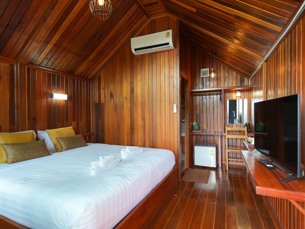 So View Phuket Resort