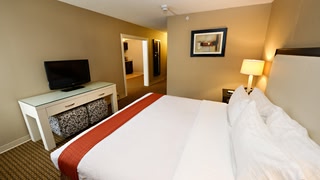 Holiday Inn & Suites Boston Peabody by IHG