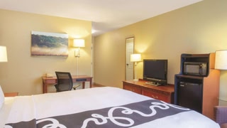 La Quinta Inn & Suites by Wyndham Bentonville