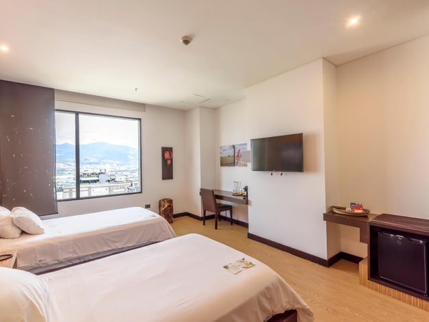 Diez Hotel Categoría Colombia