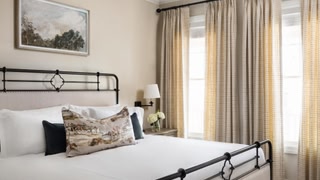 1313 West Luxury Boutique Hotel