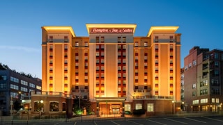 Hampton Inn & Suites Albany-Downtown