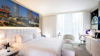 HALL Arts Hotel, Dallas, Autograph Collection