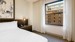 Hotel Fort des Moines, Curio Collection by Hilton