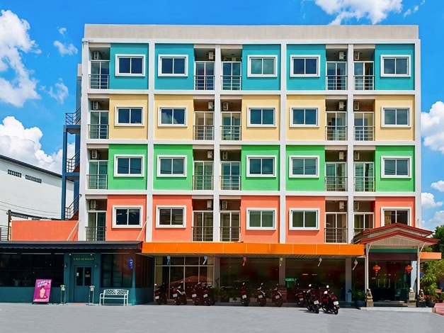 Phaithong Sotel Resort