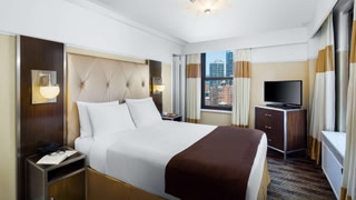 DoubleTree by Hilton New York LaGuardia Airport