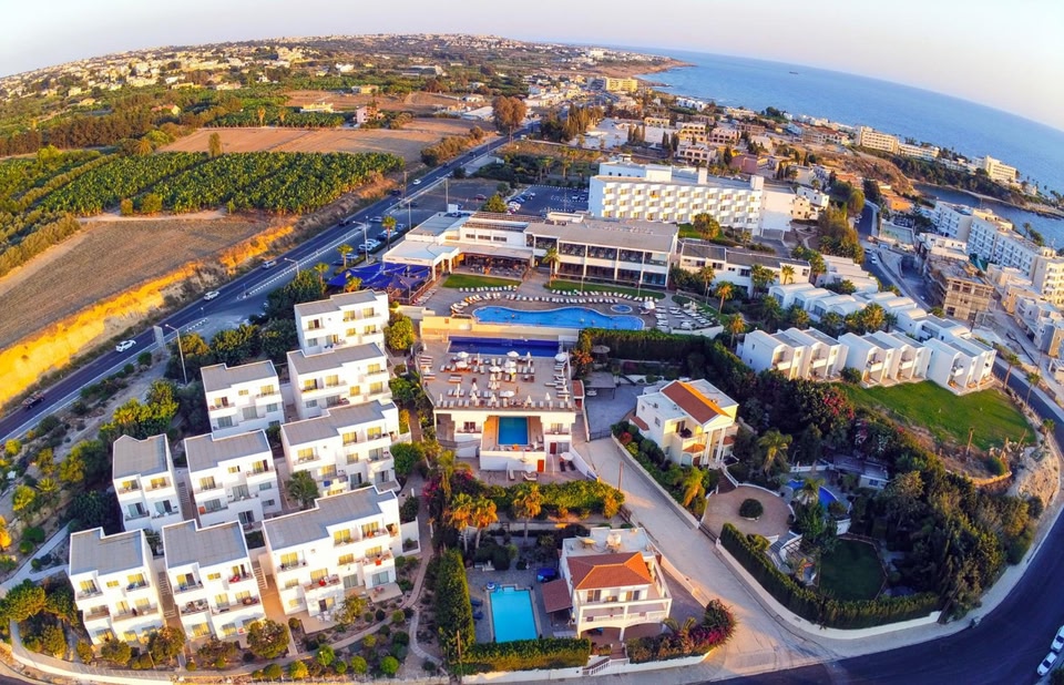 Theo Sunset Bay Hotel