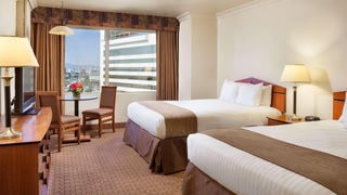 The Strat Hotel, Casino & Tower