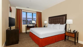Hilton Promenade at Branson Landing