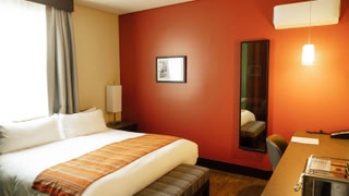 SIRTAJ – Beverly Hills