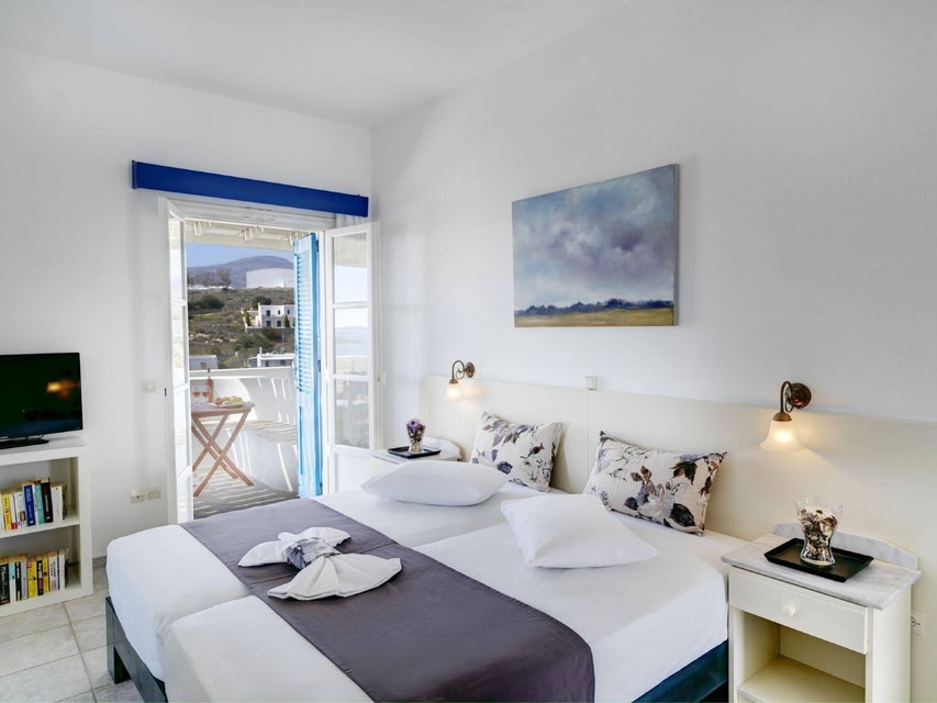 Aloni Hotel & Suites