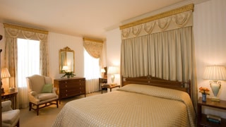 Williamsburg Inn, an Official Colonial Williamsburg Hotel