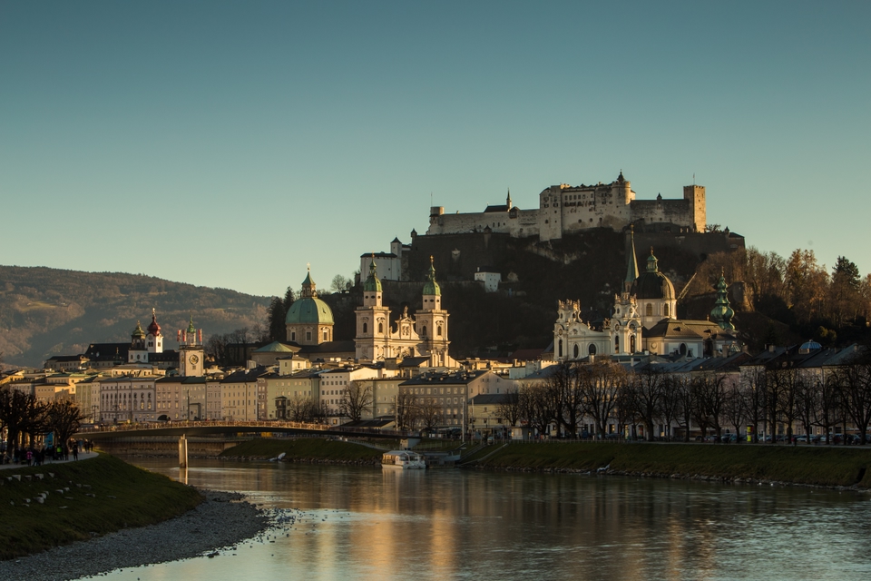 Cheap Car Hire with Buchbinder from ₹ 6,163/day Skyscanner