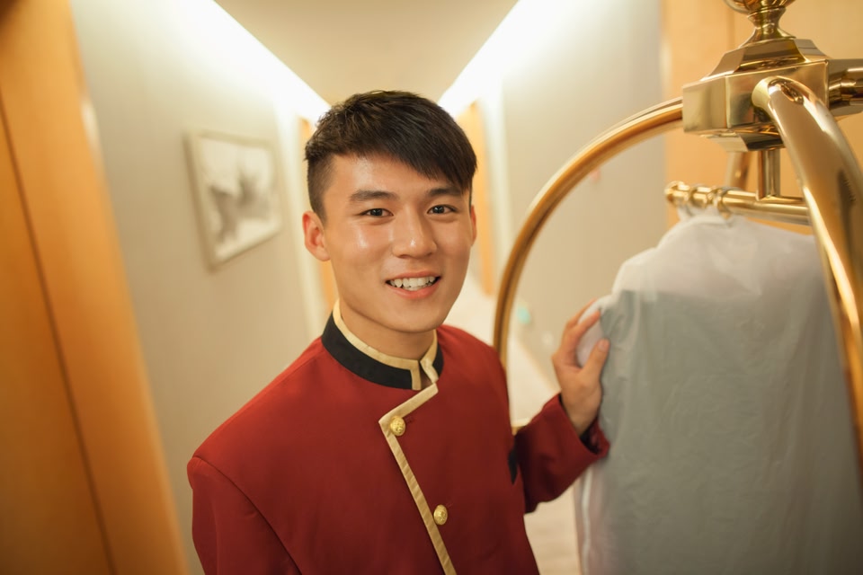 hotel helper