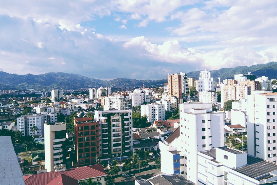 Cheap Car Hire with rentarte from ₹ 2,999/day Skyscanner