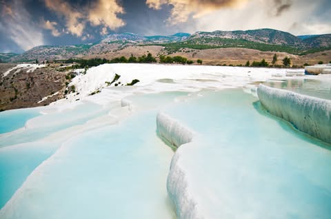 castillo de algodón en pamukkale turquía