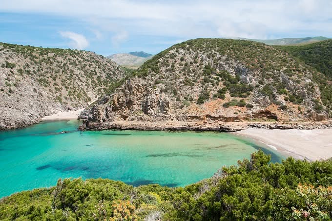 cala_domestica_sardinia_shutterstock_193435388 Solanas è la sesta spiaggia più bella della Sardegna secondo il portale Skyscanner