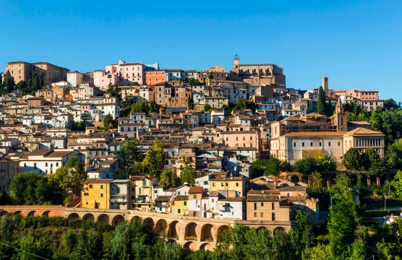 Loreto Aprutino, Abruzzo