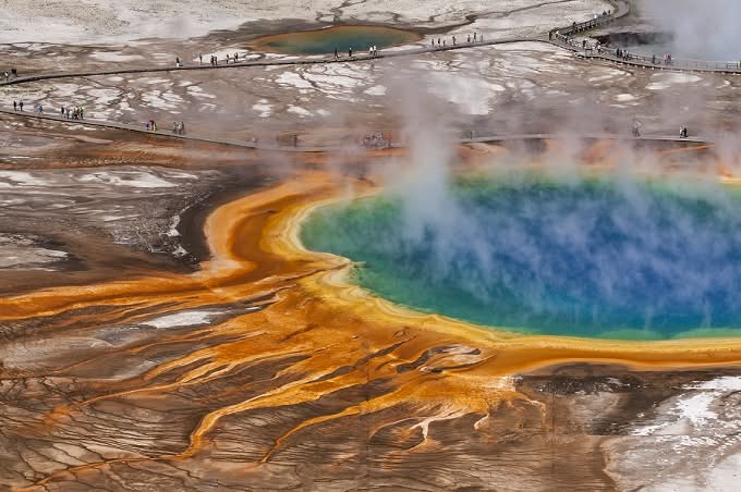 grand prismatic spring en yellowstone estados unidos