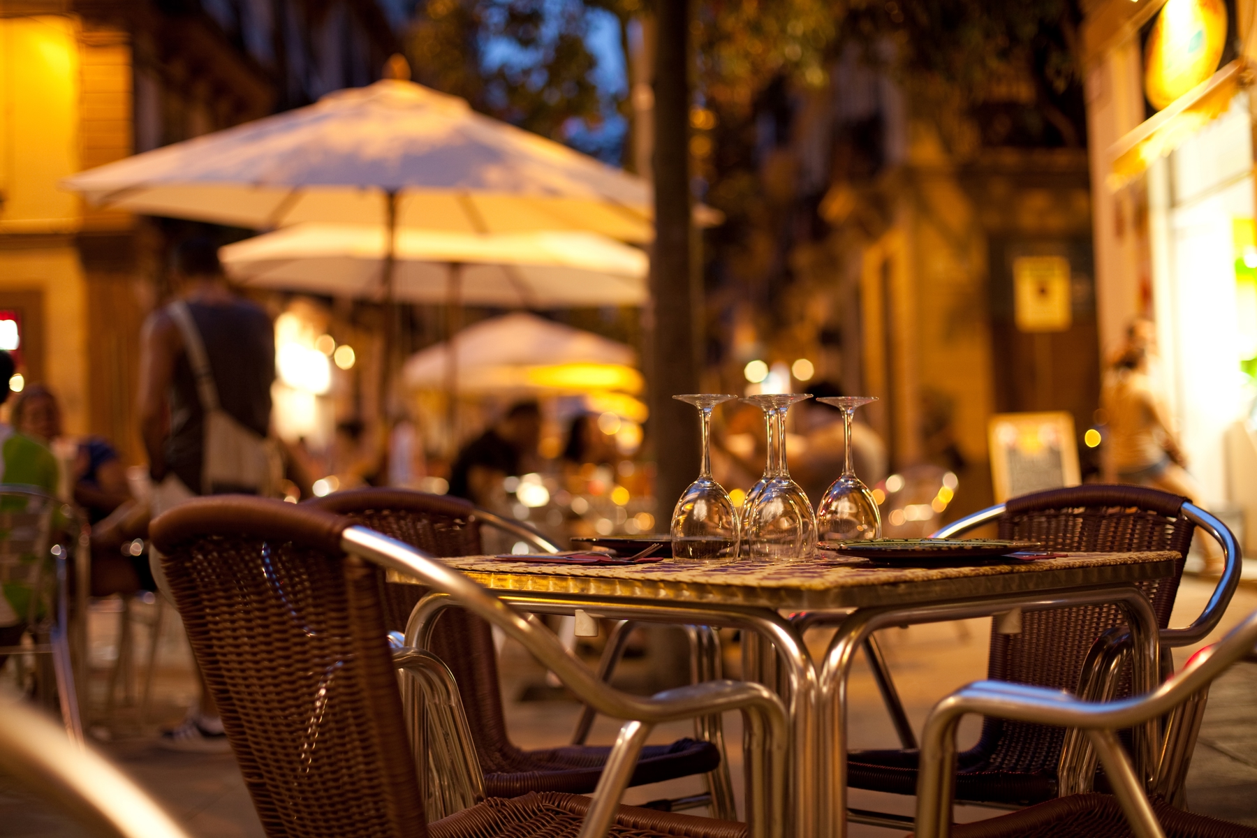 Essen gehen in Spanien ist vergleichsweise günstig