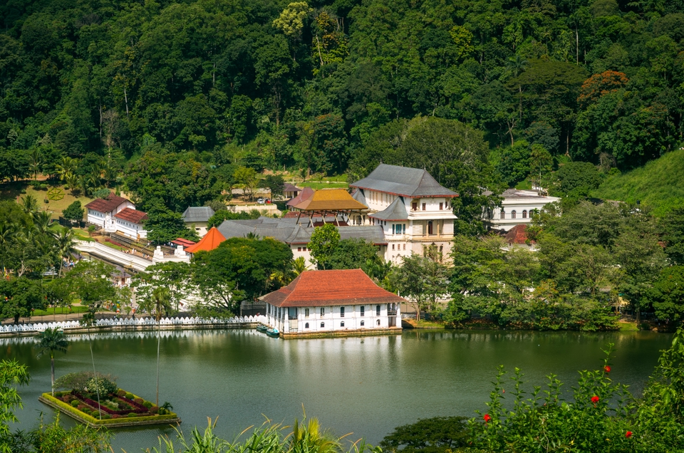 佛牙寺