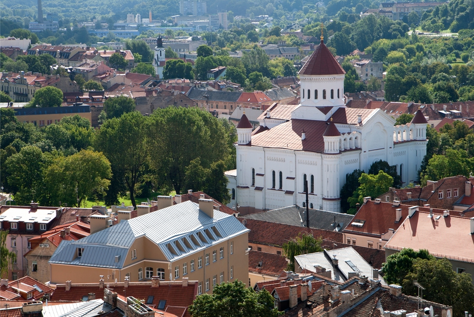 Utsikt över gamla stan och katedralen i Vilnius