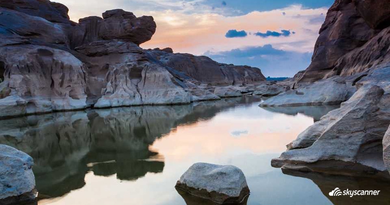 สามพันโบก จังหวัดอุบลราชธานี