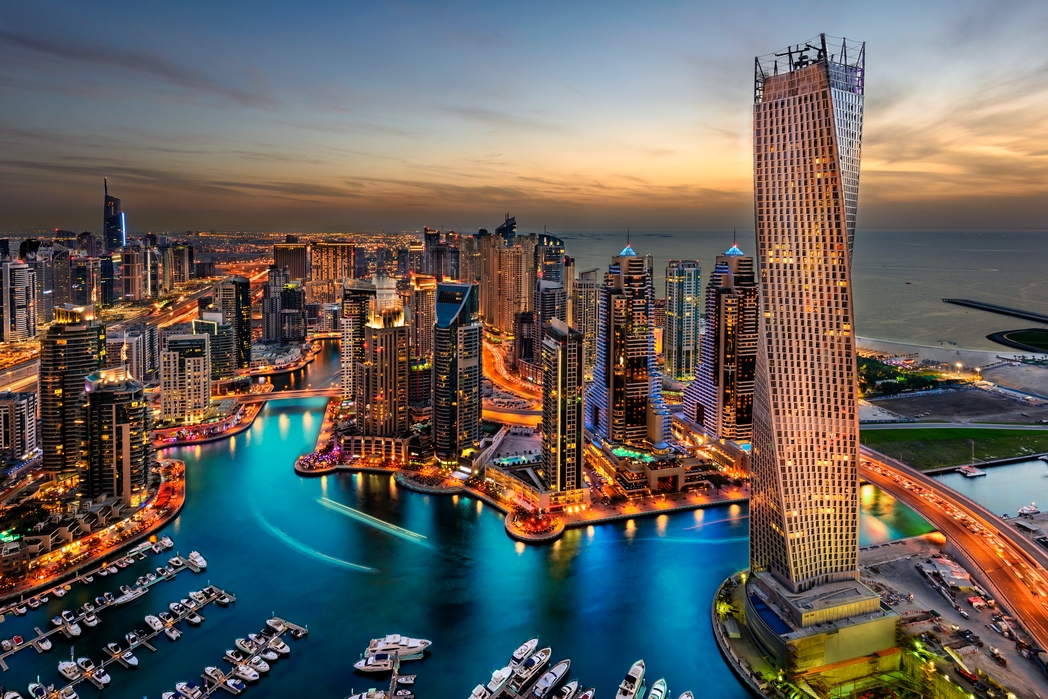 Dubai Marina by night - top attractions in Dubai