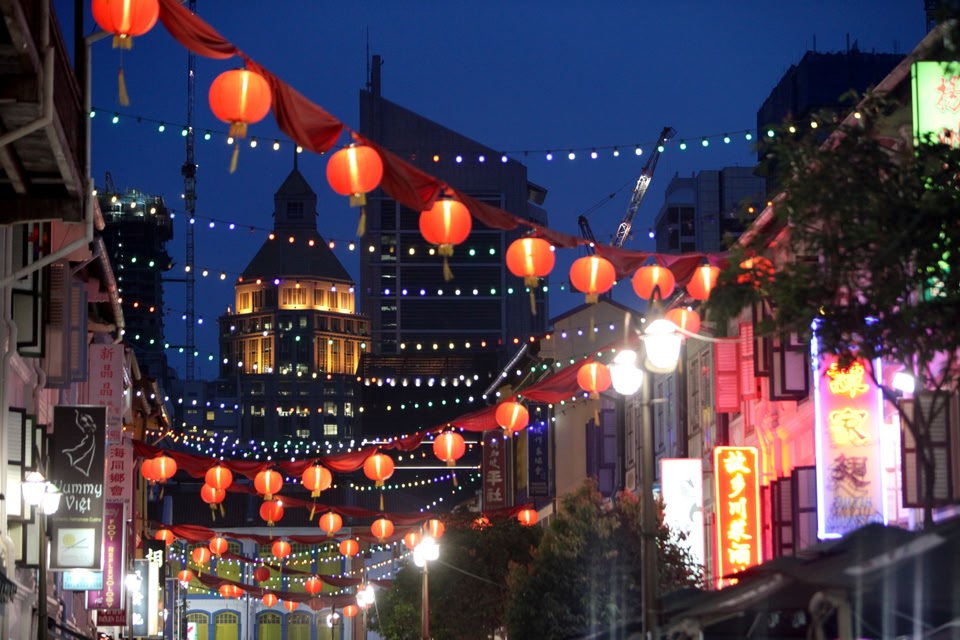 Η Chinatown φωτισμένη τη νύχτα - ταξίδι στη Σιγκαπούρη