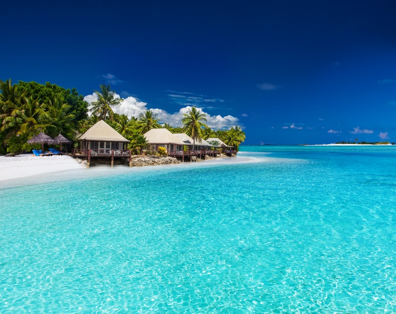 Die besten Yoga-Reiseziele Europas: Aquitanien & Tahiti, Frankreich & Überseegebiete