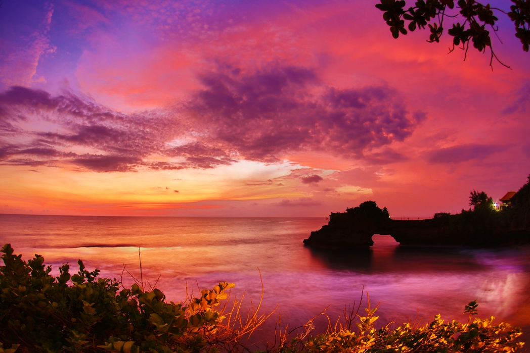 Sunset at Tanah Lot Temple, Bali, Indonesia - 10 cheap holiday destinations around the world