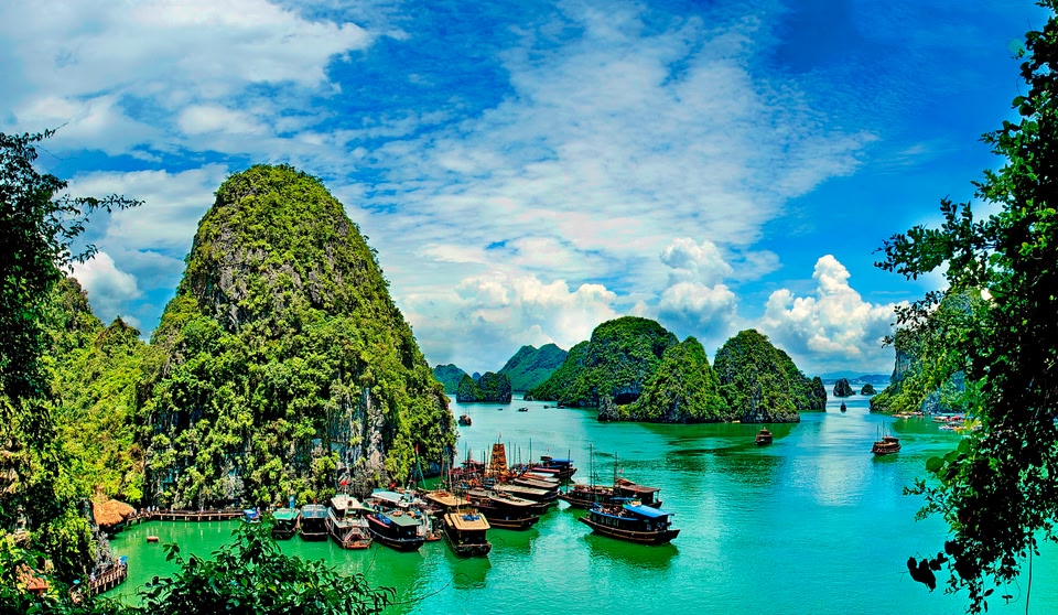 Ha Long Bay