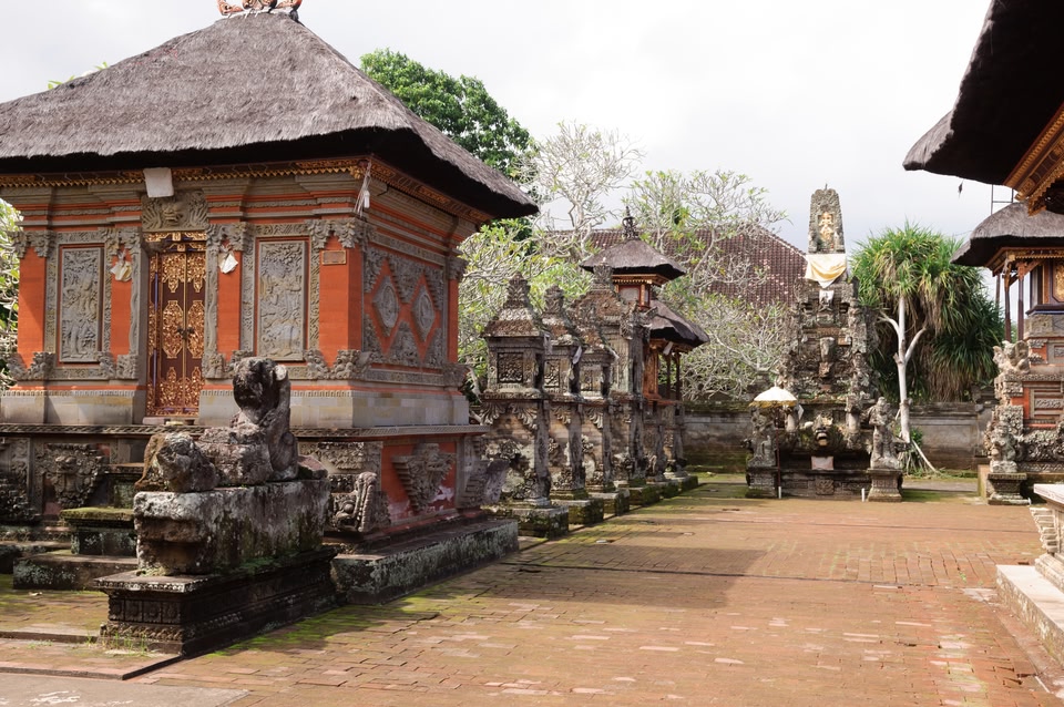 Regenzeit vermeiden: Bali und Indonesien, Touristenmassen