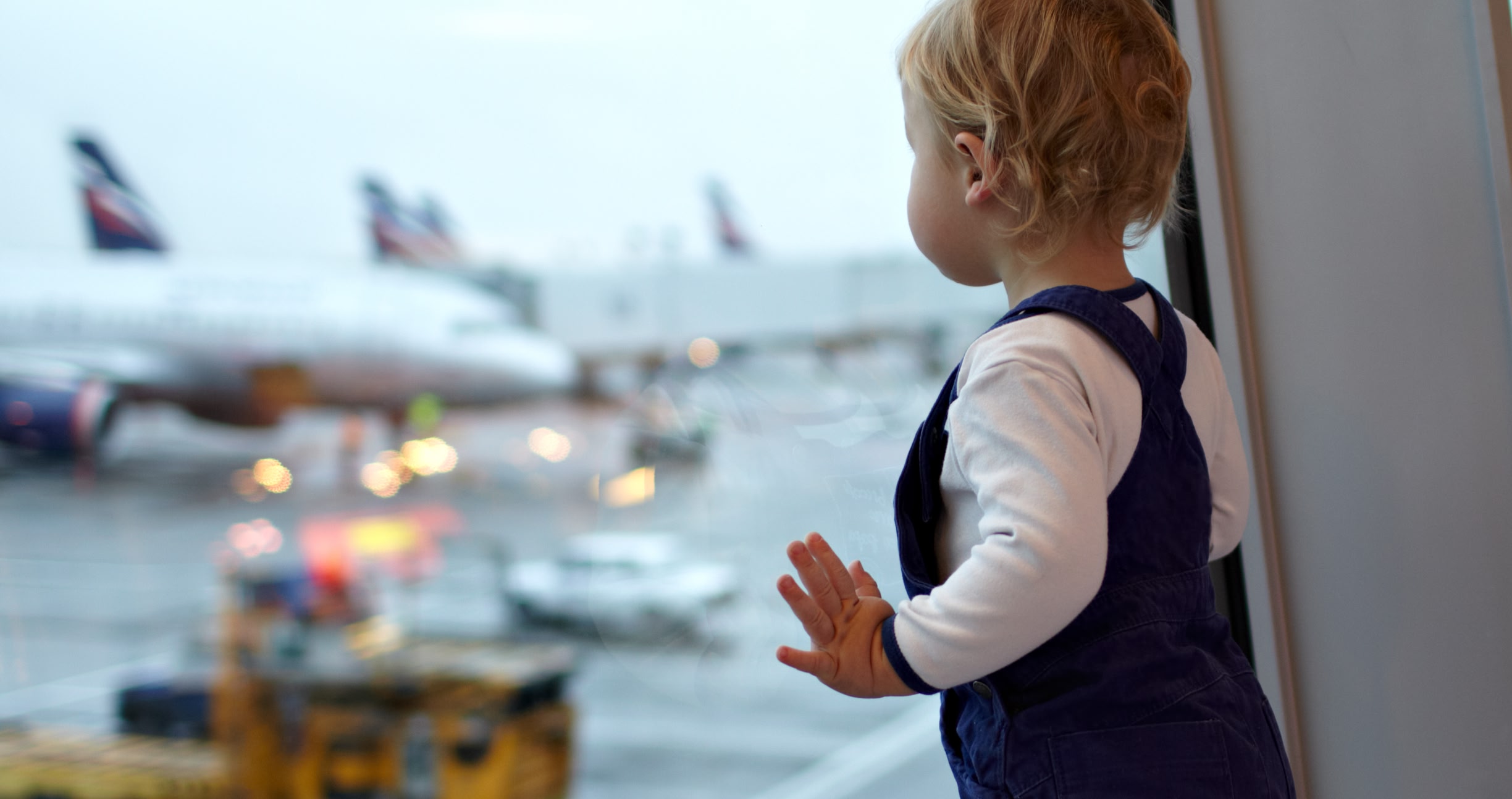 Airlines’ allowances and charges for flying with babies