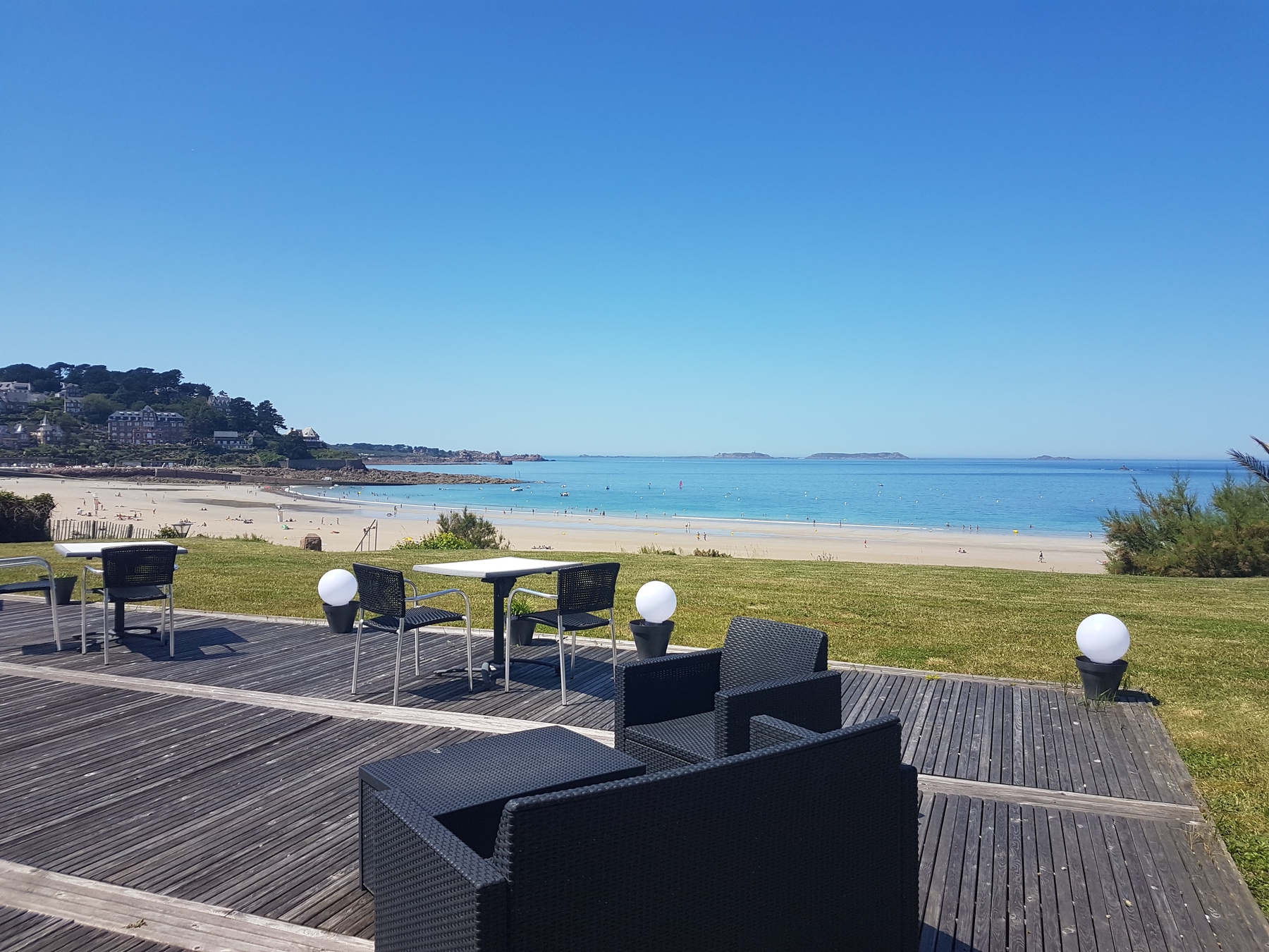 Visiter les côtes d'Armor avec un séjour à l'hôtel Ker Mor, un des meilleurs hôtels de plage en France