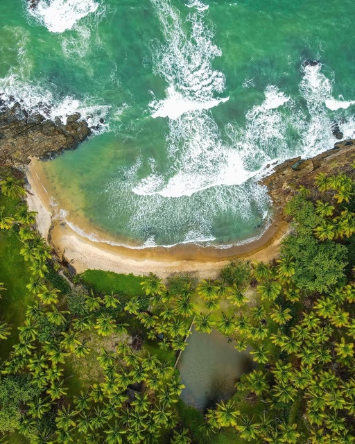 Vista aérea de Itacaré - para onde ir em novembro no brasil