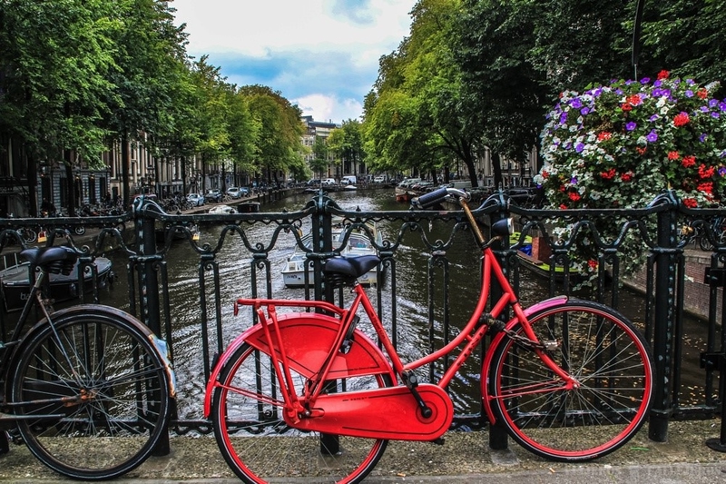 Cycle your way in Amsterdam - אמסטרדם