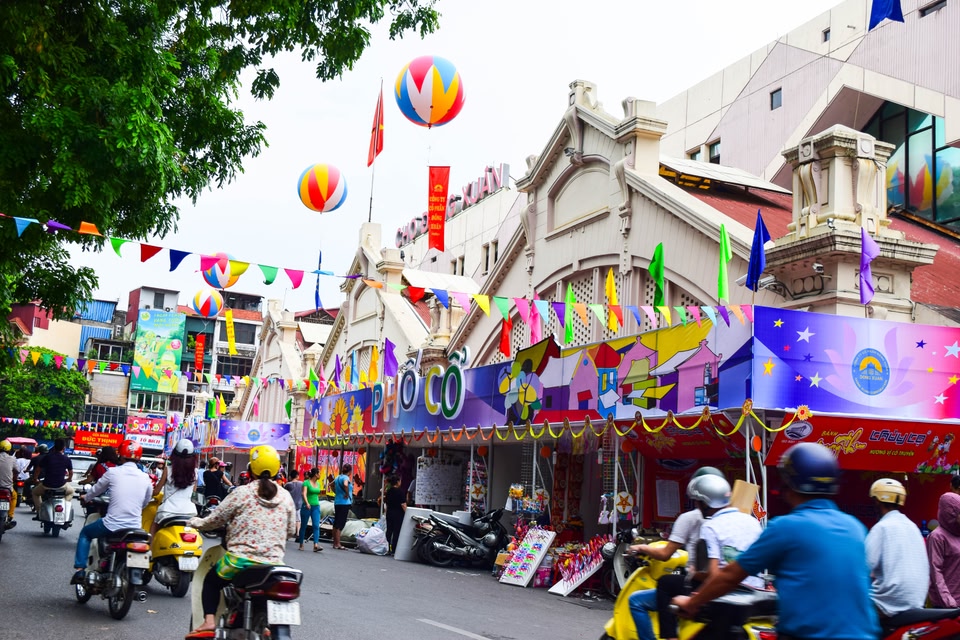 Flight deals to exotic destinations: Hanoi