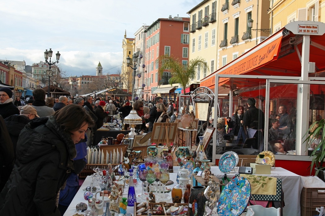 Mercato delle pulci di Nizza
