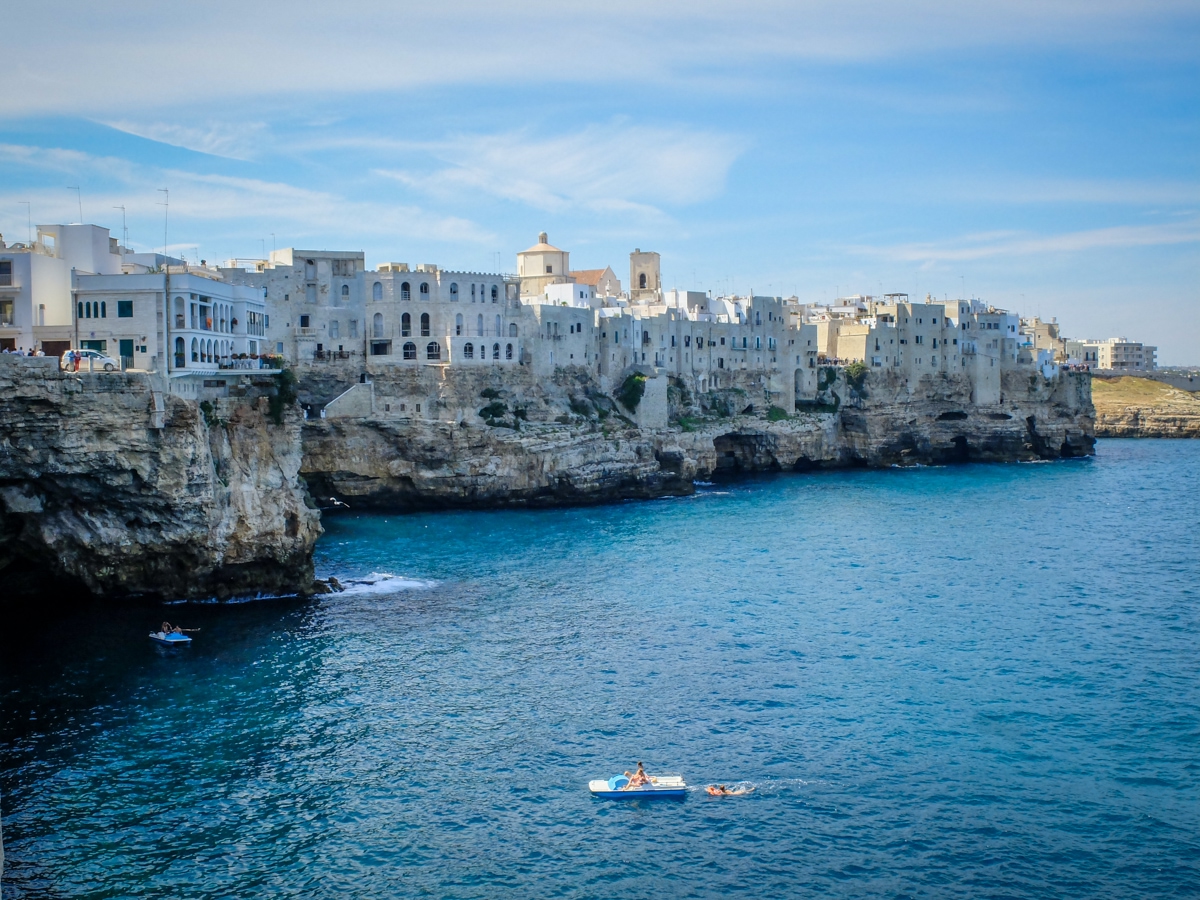 Cosa vedere Polignano a Mare: le grotte marine