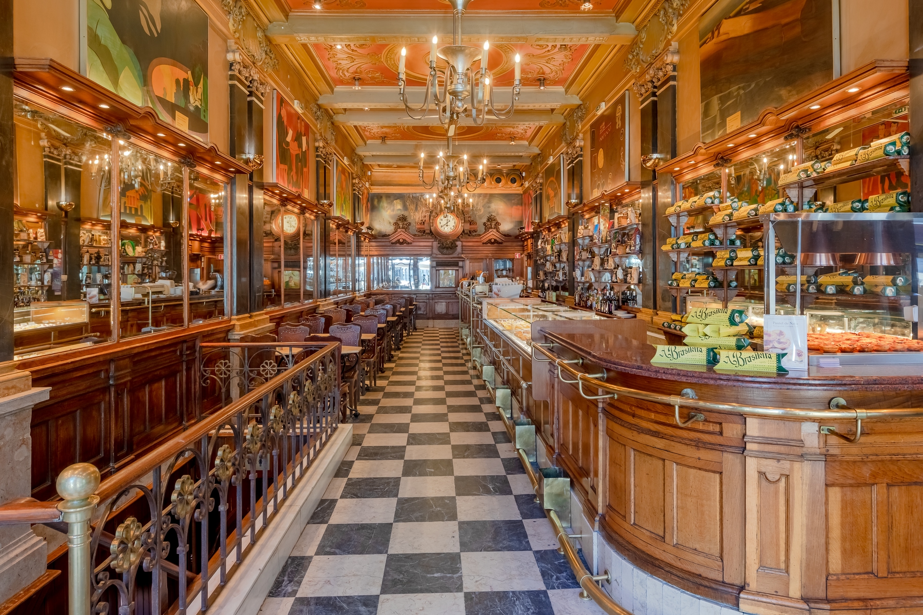 Café a Brasileira - berühmtes Café in Lissabon