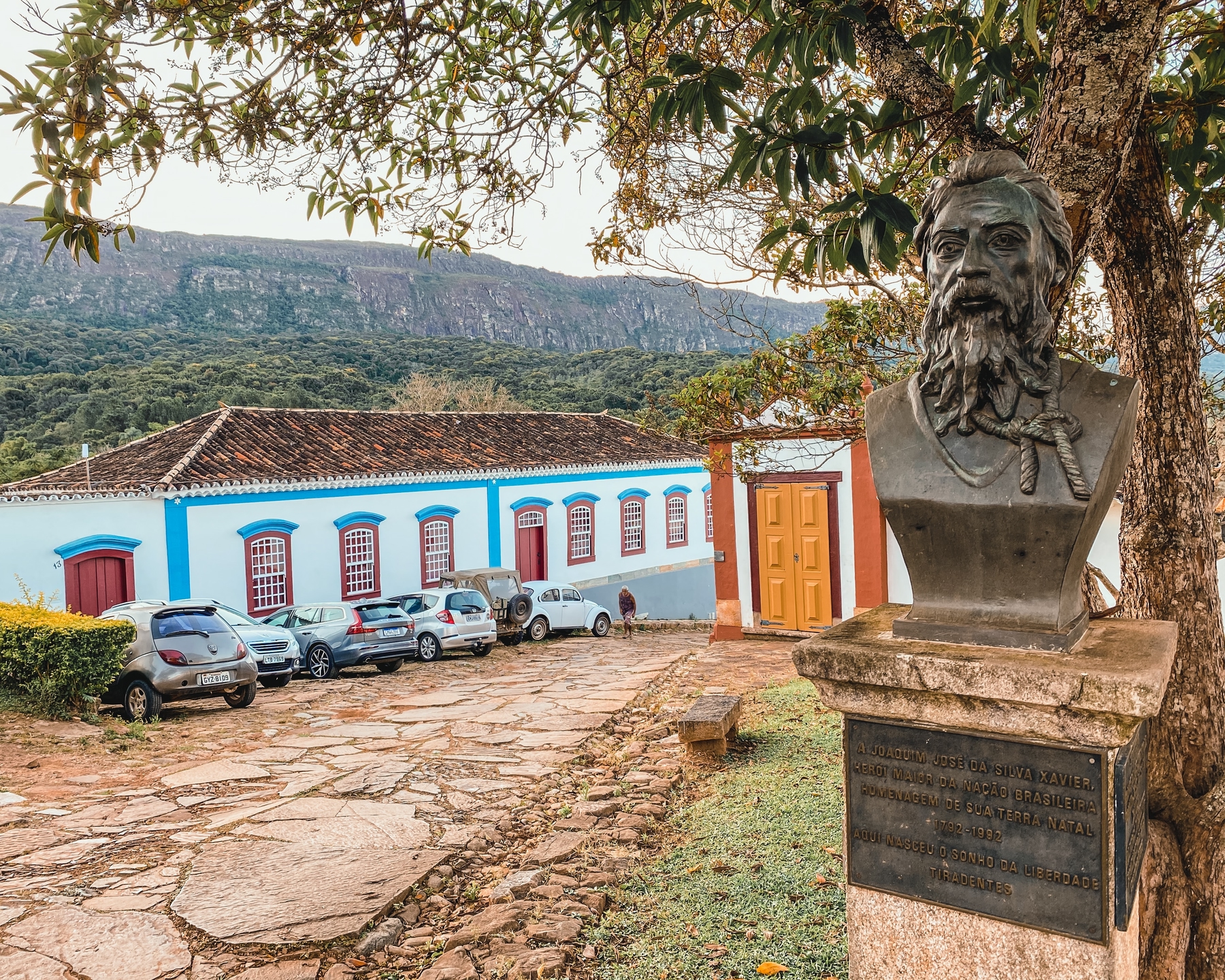 Praça em Tiradentes, uma das principais cidades do Caminho Velho da Estrada Real.