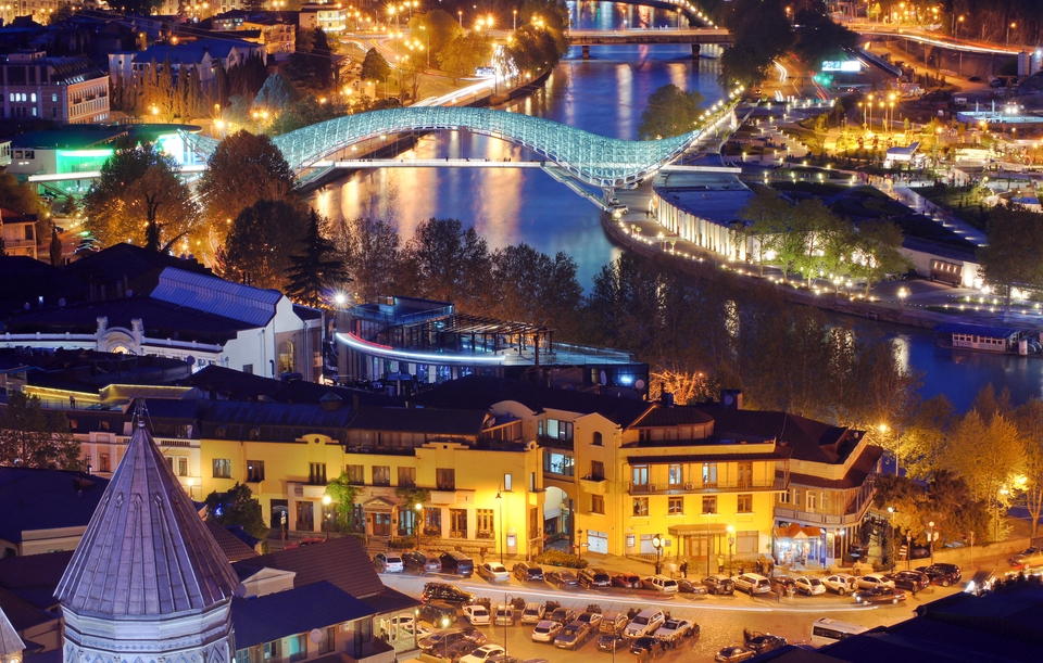 Take a romantic stroll over Bridge of Peace
