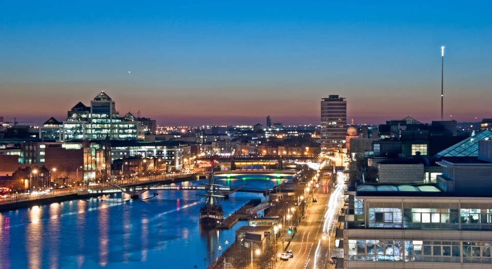 City Breaks and Weekend Breaks Ireland - Dublin City by night