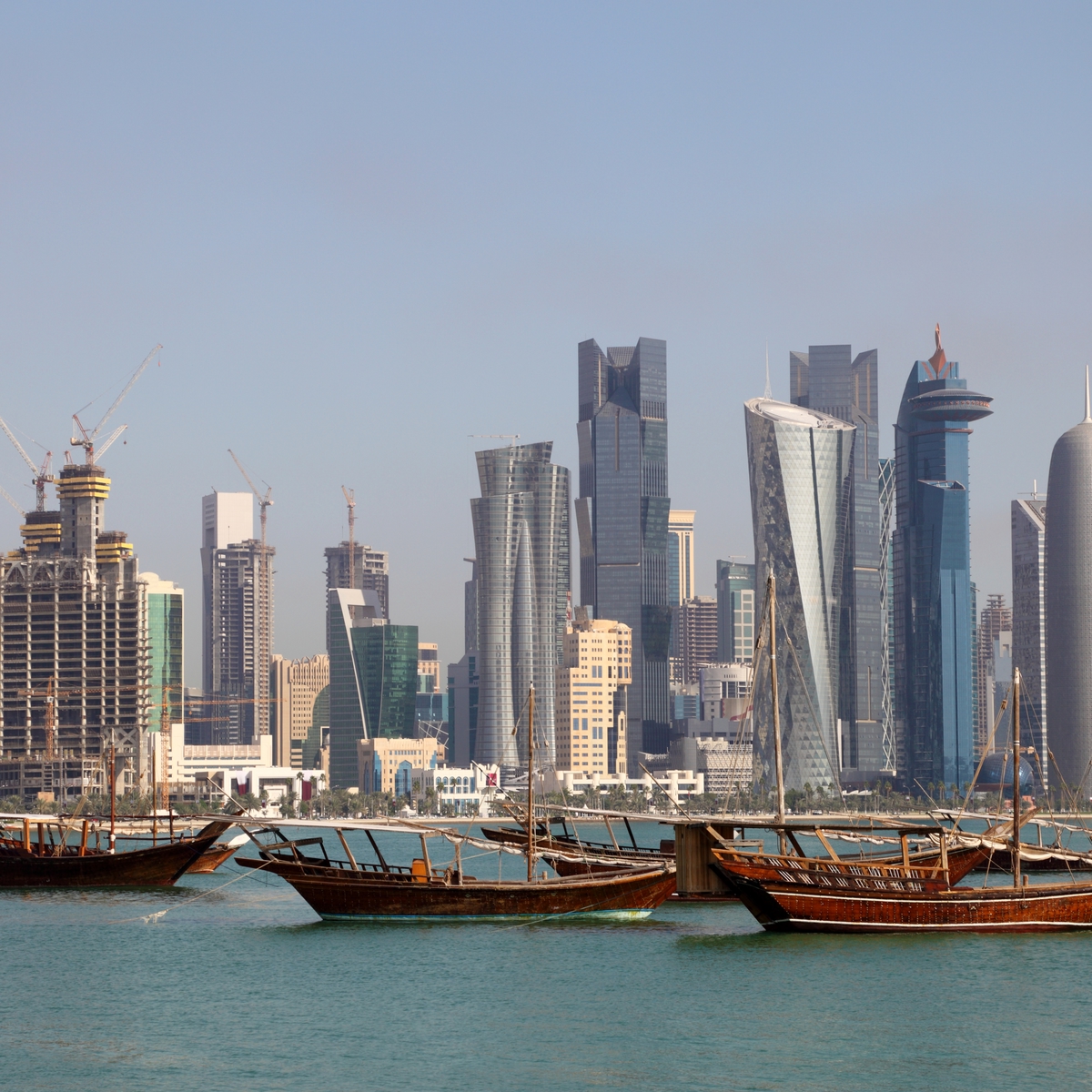 Dhau-Rundfahrt zum Sonnenuntergang in Corniche, Doha, Qatar