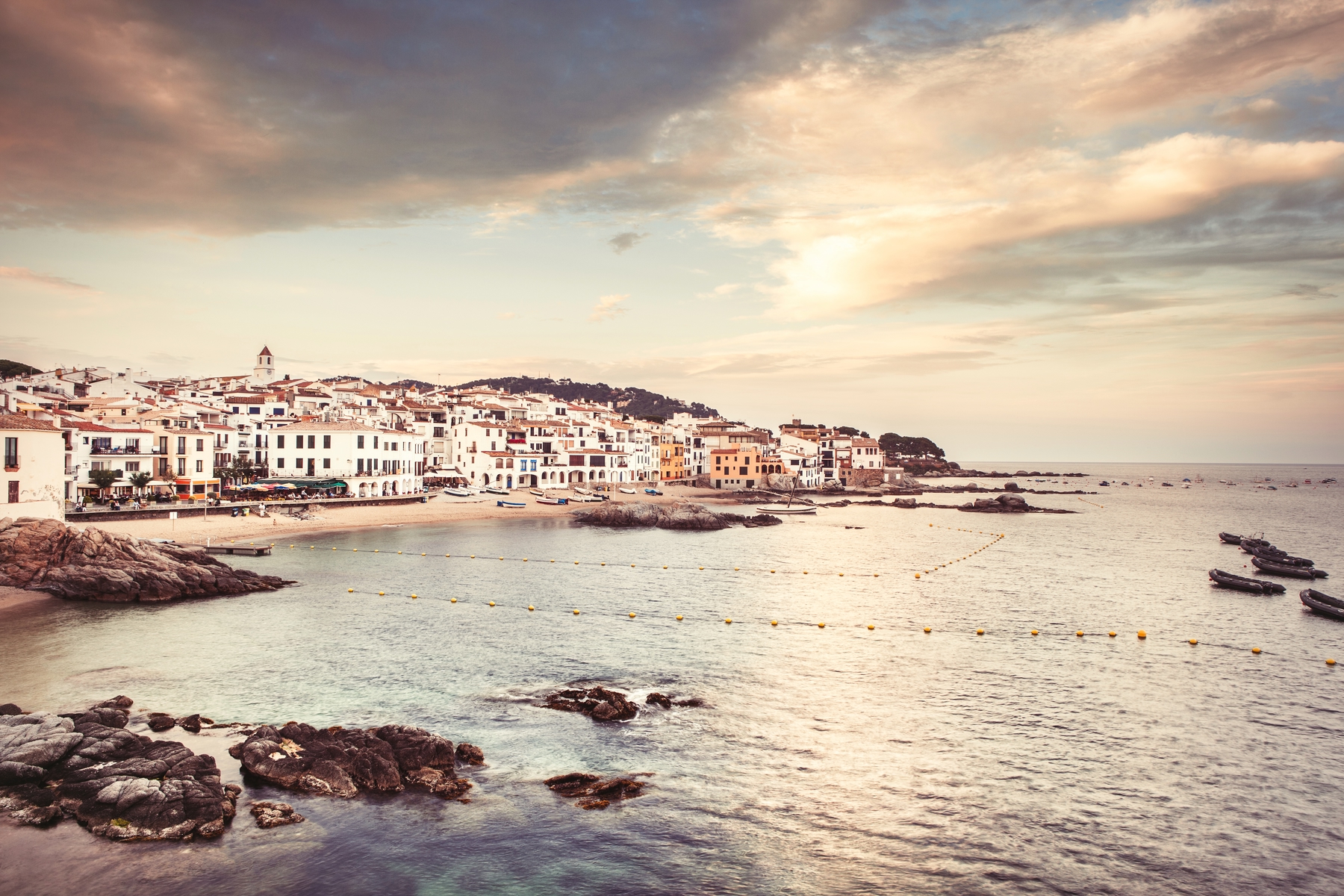 Los 20 pueblos costeros más bonitos de España: Calella de Palafrugell