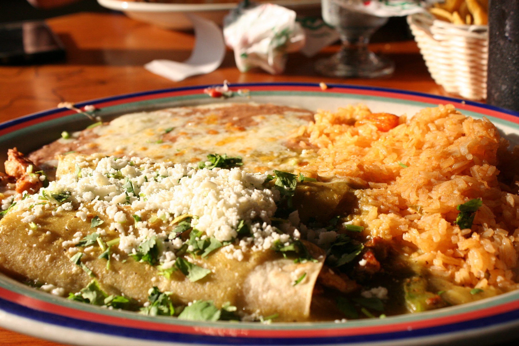 Comida mexicana: enchiladas